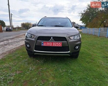 Міцубісі Аутлендер 2010 у Харкові на Automoto.ua Коричневий Міцубісі Аутлендер, об'ємом двигуна 2 л та пробігом 207 тис. км за 10950 $, фото 3 на Automoto.ua