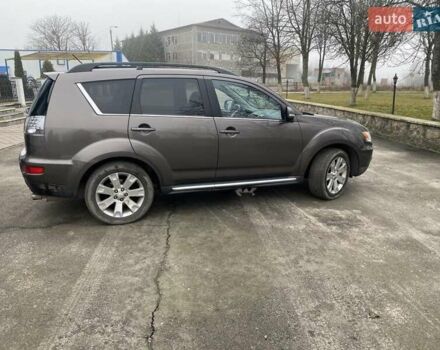 Коричневий Міцубісі Аутлендер, об'ємом двигуна 2.2 л та пробігом 266 тис. км за 11000 $, фото 1 на Automoto.ua