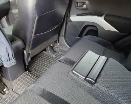 Коричневый Мицубиси Аутлендер, объемом двигателя 2.2 л и пробегом 210 тыс. км за 11500 $, фото 9 на Automoto.ua