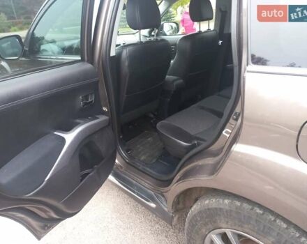 Коричневий Міцубісі Аутлендер, об'ємом двигуна 2.2 л та пробігом 240 тис. км за 10900 $, фото 17 на Automoto.ua