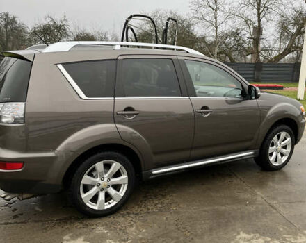 Коричневый Мицубиси Аутлендер, объемом двигателя 1.97 л и пробегом 268 тыс. км за 11300 $, фото 10 на Automoto.ua
