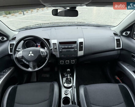 Коричневий Міцубісі Аутлендер, об'ємом двигуна 2.2 л та пробігом 235 тис. км за 10600 $, фото 32 на Automoto.ua