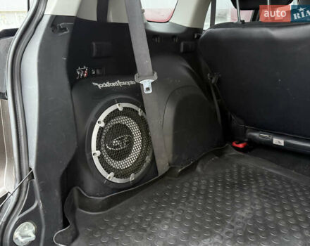 Коричневий Міцубісі Аутлендер, об'ємом двигуна 2.2 л та пробігом 235 тис. км за 10600 $, фото 23 на Automoto.ua