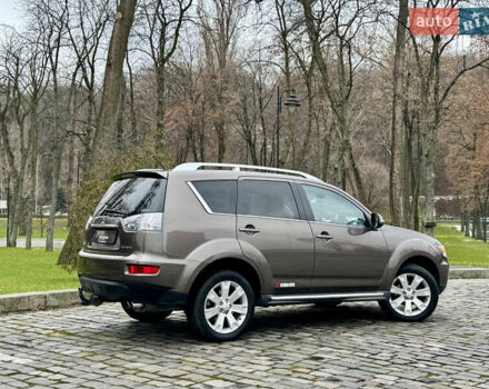 Коричневый Мицубиси Аутлендер, объемом двигателя 2.18 л и пробегом 208 тыс. км за 10555 $, фото 11 на Automoto.ua