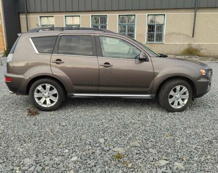 Коричневий Міцубісі Аутлендер, об'ємом двигуна 2.27 л та пробігом 149 тис. км за 12800 $, фото 5 на Automoto.ua