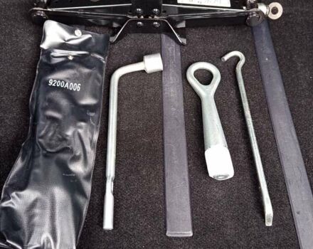 Коричневый Мицубиси Аутлендер, объемом двигателя 2.2 л и пробегом 155 тыс. км за 11350 $, фото 92 на Automoto.ua