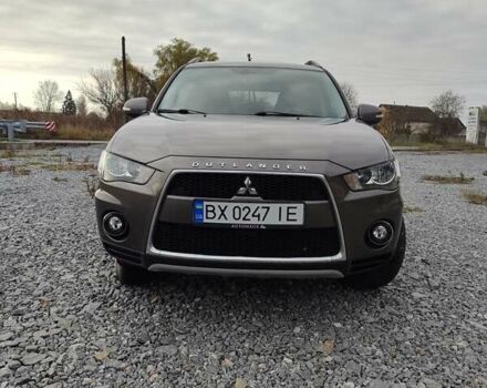 Коричневий Міцубісі Аутлендер, об'ємом двигуна 2.27 л та пробігом 149 тис. км за 12800 $, фото 2 на Automoto.ua