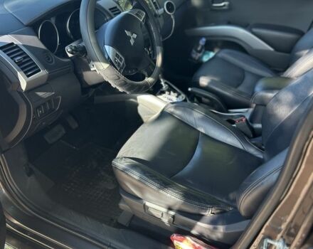 Коричневый Мицубиси Аутлендер, объемом двигателя 2.2 л и пробегом 287 тыс. км за 11700 $, фото 13 на Automoto.ua