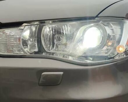 Коричневый Мицубиси Аутлендер, объемом двигателя 2.2 л и пробегом 259 тыс. км за 11600 $, фото 9 на Automoto.ua