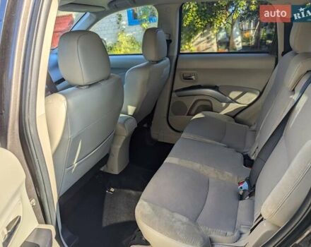 Коричневый Мицубиси Аутлендер, объемом двигателя 2.4 л и пробегом 248 тыс. км за 10000 $, фото 10 на Automoto.ua