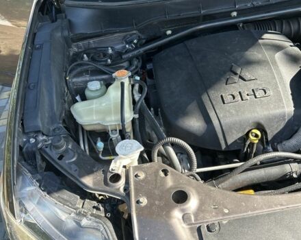 Коричневый Мицубиси Аутлендер, объемом двигателя 2.2 л и пробегом 287 тыс. км за 11700 $, фото 5 на Automoto.ua