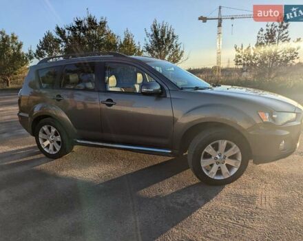 Коричневый Мицубиси Аутлендер, объемом двигателя 2.4 л и пробегом 248 тыс. км за 10000 $, фото 8 на Automoto.ua