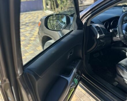 Коричневый Мицубиси Аутлендер, объемом двигателя 2.2 л и пробегом 287 тыс. км за 11700 $, фото 12 на Automoto.ua