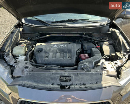 Коричневый Мицубиси Аутлендер, объемом двигателя 2.2 л и пробегом 230 тыс. км за 11700 $, фото 15 на Automoto.ua