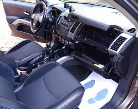 Коричневый Мицубиси Аутлендер, объемом двигателя 2.2 л и пробегом 155 тыс. км за 11350 $, фото 74 на Automoto.ua