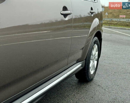 Коричневий Міцубісі Аутлендер, об'ємом двигуна 2.2 л та пробігом 197 тис. км за 11750 $, фото 10 на Automoto.ua