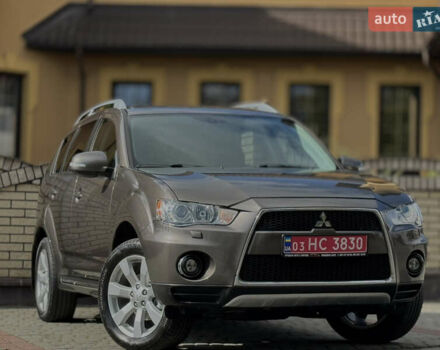Коричневий Міцубісі Аутлендер, об'ємом двигуна 2.2 л та пробігом 165 тис. км за 12600 $, фото 3 на Automoto.ua