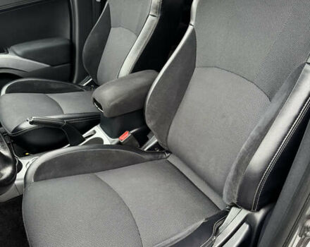 Коричневий Міцубісі Аутлендер, об'ємом двигуна 2.2 л та пробігом 197 тис. км за 11750 $, фото 17 на Automoto.ua