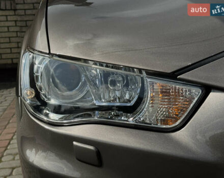 Коричневий Міцубісі Аутлендер, об'ємом двигуна 2.2 л та пробігом 165 тис. км за 12600 $, фото 10 на Automoto.ua