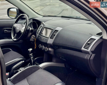 Коричневий Міцубісі Аутлендер, об'ємом двигуна 2.2 л та пробігом 197 тис. км за 11750 $, фото 32 на Automoto.ua