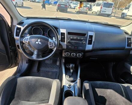 Коричневый Мицубиси Аутлендер, объемом двигателя 2.4 л и пробегом 270 тыс. км за 10300 $, фото 3 на Automoto.ua