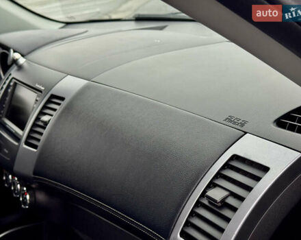 Коричневий Міцубісі Аутлендер, об'ємом двигуна 2.2 л та пробігом 197 тис. км за 11750 $, фото 35 на Automoto.ua