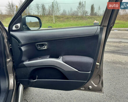 Коричневий Міцубісі Аутлендер, об'ємом двигуна 2.2 л та пробігом 197 тис. км за 11750 $, фото 36 на Automoto.ua