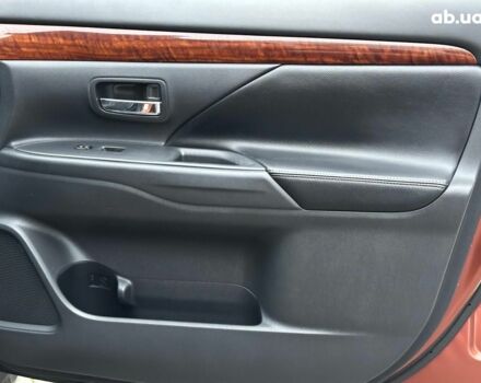 Коричневый Мицубиси Аутлендер, объемом двигателя 2.4 л и пробегом 267 тыс. км за 11990 $, фото 21 на Automoto.ua