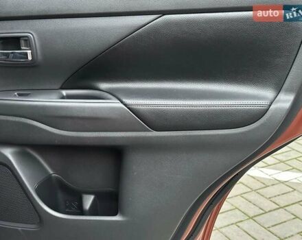 Коричневий Міцубісі Аутлендер, об'ємом двигуна 2.4 л та пробігом 267 тис. км за 11990 $, фото 16 на Automoto.ua