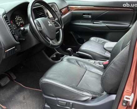 Коричневый Мицубиси Аутлендер, объемом двигателя 2.4 л и пробегом 267 тыс. км за 11990 $, фото 8 на Automoto.ua