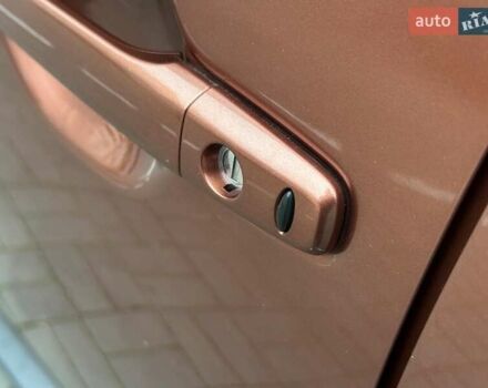 Коричневий Міцубісі Аутлендер, об'ємом двигуна 2.4 л та пробігом 267 тис. км за 11990 $, фото 6 на Automoto.ua