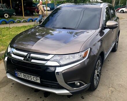 Коричневый Мицубиси Аутлендер, объемом двигателя 3 л и пробегом 160 тыс. км за 17500 $, фото 1 на Automoto.ua