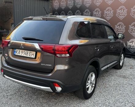 Коричневий Міцубісі Аутлендер, об'ємом двигуна 3 л та пробігом 170 тис. км за 14800 $, фото 6 на Automoto.ua