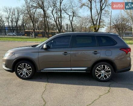 Коричневий Міцубісі Аутлендер, об'ємом двигуна 2.36 л та пробігом 128 тис. км за 15500 $, фото 10 на Automoto.ua