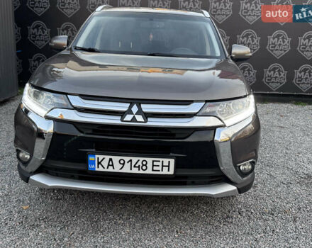 Коричневий Міцубісі Аутлендер, об'ємом двигуна 3 л та пробігом 170 тис. км за 14800 $, фото 2 на Automoto.ua