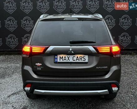 Коричневый Мицубиси Аутлендер, объемом двигателя 3 л и пробегом 170 тыс. км за 15900 $, фото 5 на Automoto.ua