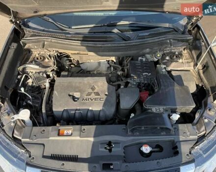 Коричневий Міцубісі Аутлендер, об'ємом двигуна 2.36 л та пробігом 128 тис. км за 15500 $, фото 12 на Automoto.ua