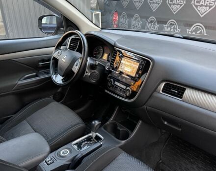 Коричневий Міцубісі Аутлендер, об'ємом двигуна 3 л та пробігом 170 тис. км за 14800 $, фото 12 на Automoto.ua