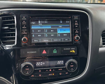 Коричневий Міцубісі Аутлендер, об'ємом двигуна 2.36 л та пробігом 197 тис. км за 14000 $, фото 16 на Automoto.ua