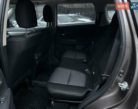 Коричневый Мицубиси Аутлендер, объемом двигателя 3 л и пробегом 170 тыс. км за 15900 $, фото 9 на Automoto.ua