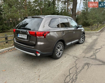 Коричневий Міцубісі Аутлендер, об'ємом двигуна 2.36 л та пробігом 167 тис. км за 12500 $, фото 15 на Automoto.ua