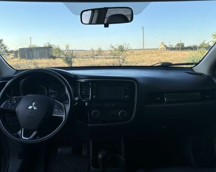 Міцубісі Аутлендер 2016 у Кривому Розі на Automoto.ua Коричневий Міцубісі Аутлендер, об'ємом двигуна 2.4 л та пробігом 185 тис. км за 13600 $, фото 3 на Automoto.ua