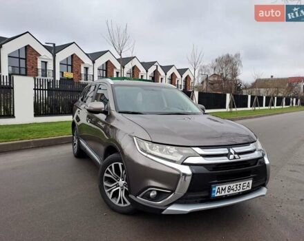 Коричневий Міцубісі Аутлендер, об'ємом двигуна 2.36 л та пробігом 167 тис. км за 13500 $, фото 9 на Automoto.ua
