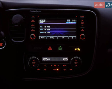 Коричневый Мицубиси Аутлендер, объемом двигателя 2.36 л и пробегом 188 тыс. км за 13000 $, фото 23 на Automoto.ua