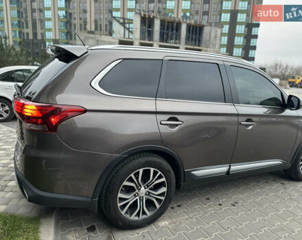 Коричневый Мицубиси Аутлендер, объемом двигателя 3 л и пробегом 164 тыс. км за 14800 $, фото 10 на Automoto.ua