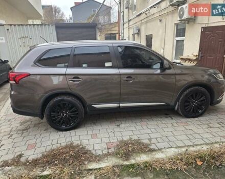 Коричневий Міцубісі Аутлендер, об'ємом двигуна 2.36 л та пробігом 176 тис. км за 15800 $, фото 13 на Automoto.ua