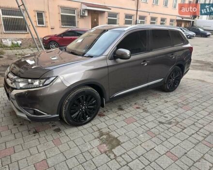 Коричневий Міцубісі Аутлендер, об'ємом двигуна 2.36 л та пробігом 176 тис. км за 15800 $, фото 12 на Automoto.ua