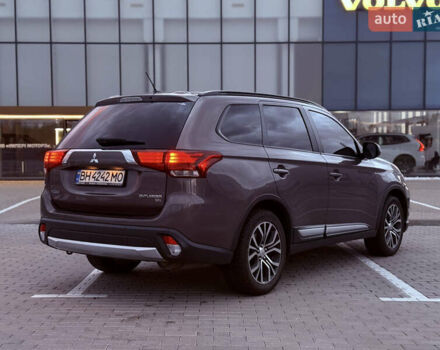 Коричневый Мицубиси Аутлендер, объемом двигателя 2.36 л и пробегом 188 тыс. км за 13000 $, фото 5 на Automoto.ua