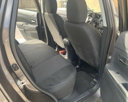 Коричневый Мицубиси Аутлендер, объемом двигателя 2 л и пробегом 210 тыс. км за 12500 $, фото 16 на Automoto.ua