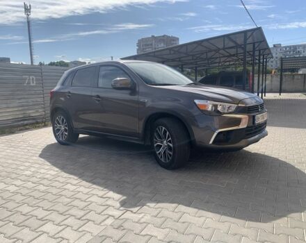 Коричневый Мицубиси Аутлендер, объемом двигателя 2 л и пробегом 210 тыс. км за 12500 $, фото 3 на Automoto.ua